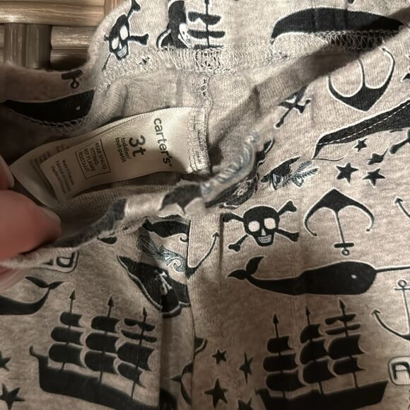 Carter’s PJ set 3 - Picture 4 of 5